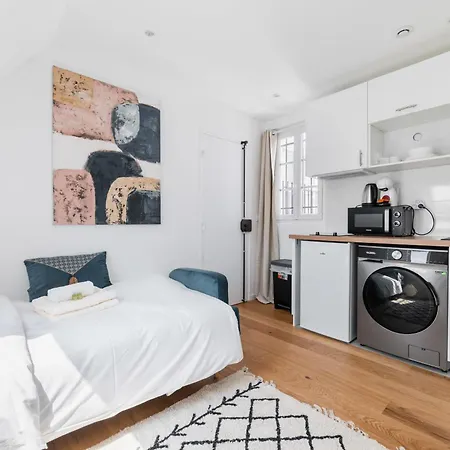 Studio Refait A Neuf Dernier Etage - 19 - 2p Apartamento